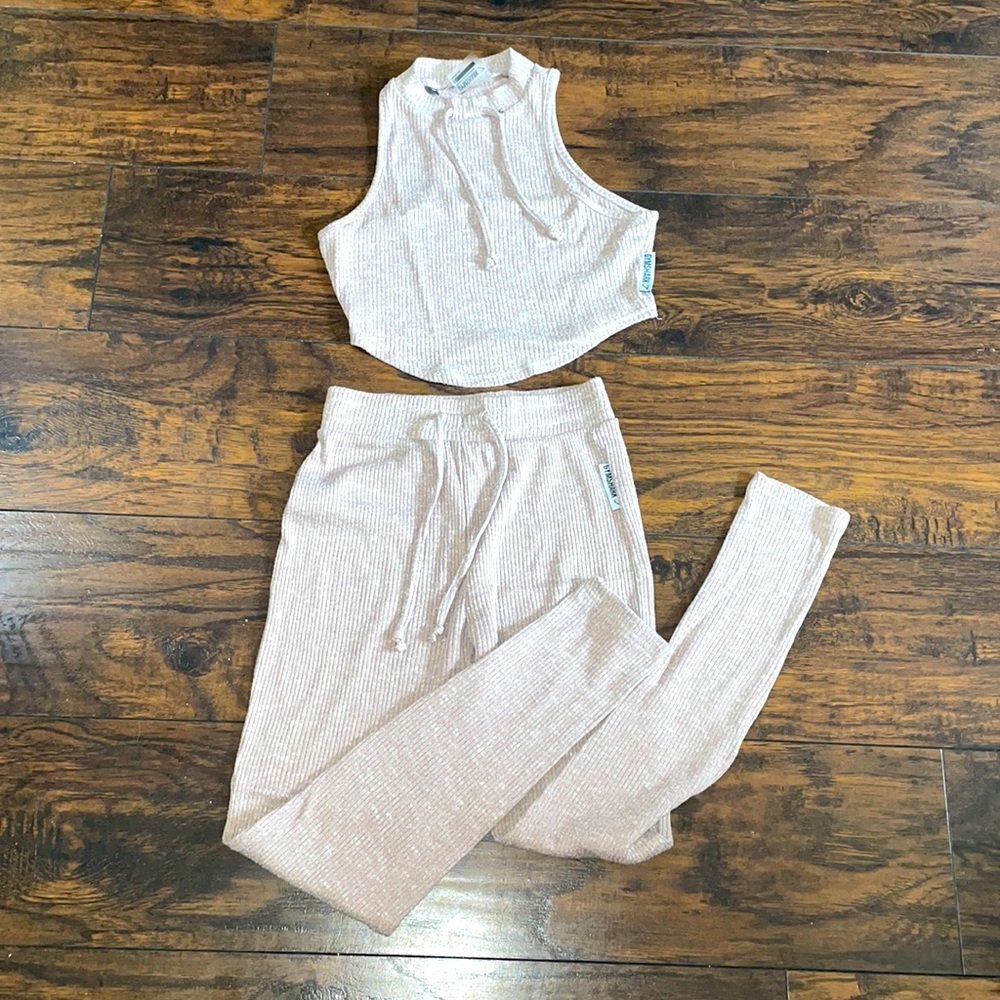 NEVER WORN GYMSHARK SEAMLESS LOUNGE SET